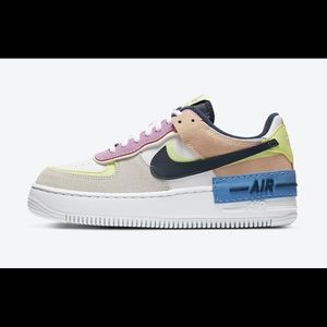 Nike Air Force 1 shadow